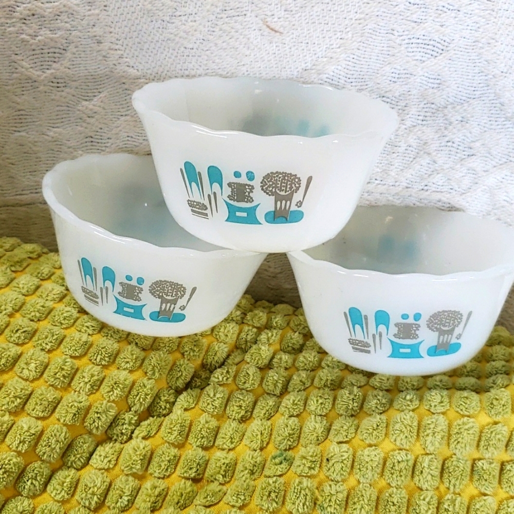 Blue Heaven Fire King MCM Milk Glass Custard Cups set of 3 Mod Atomic 1950s